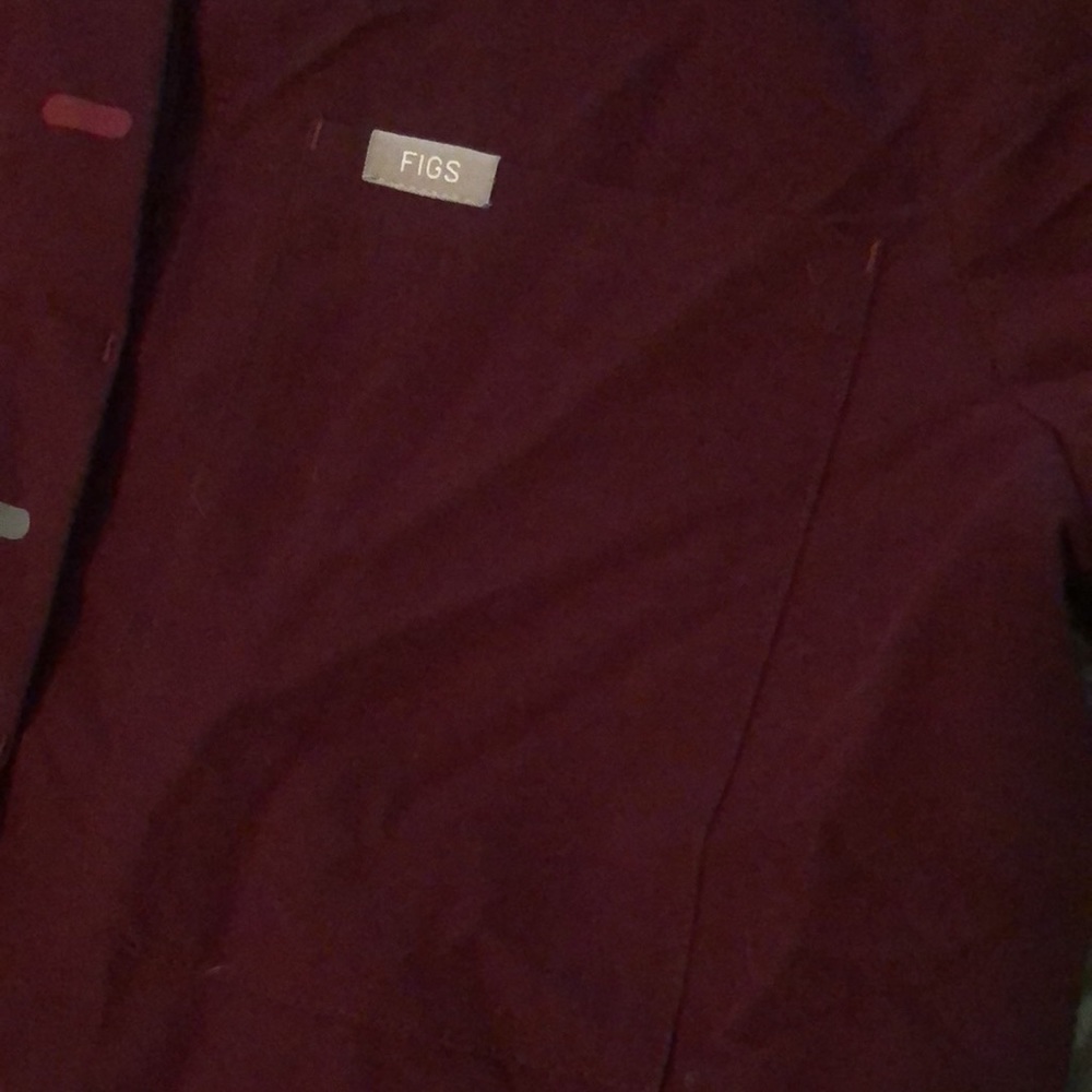 Figs Technical Collection Maroon Button Up Short Sleeve Maroon Scrub Top size XS - Picture 5 of 5
